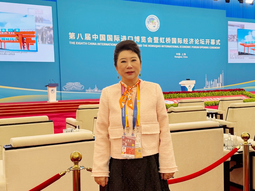 美寶集團(tuán)董事局出席第八屆進(jìn)博會暨虹橋國際經(jīng)濟(jì)論壇開幕式